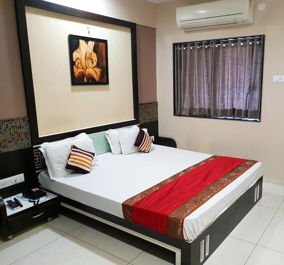 Hotel Oberoi Ahmednagar Exteriör bild